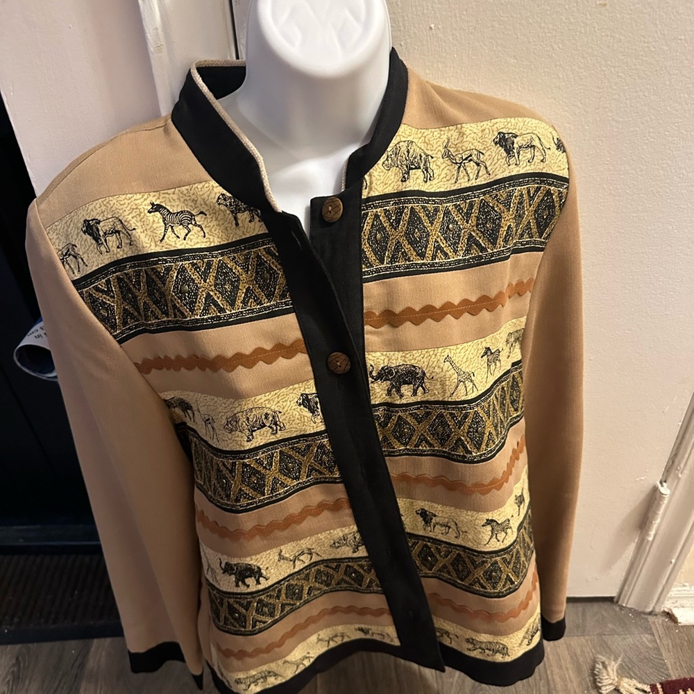 Women's Tan and Black Patterned Blazer
